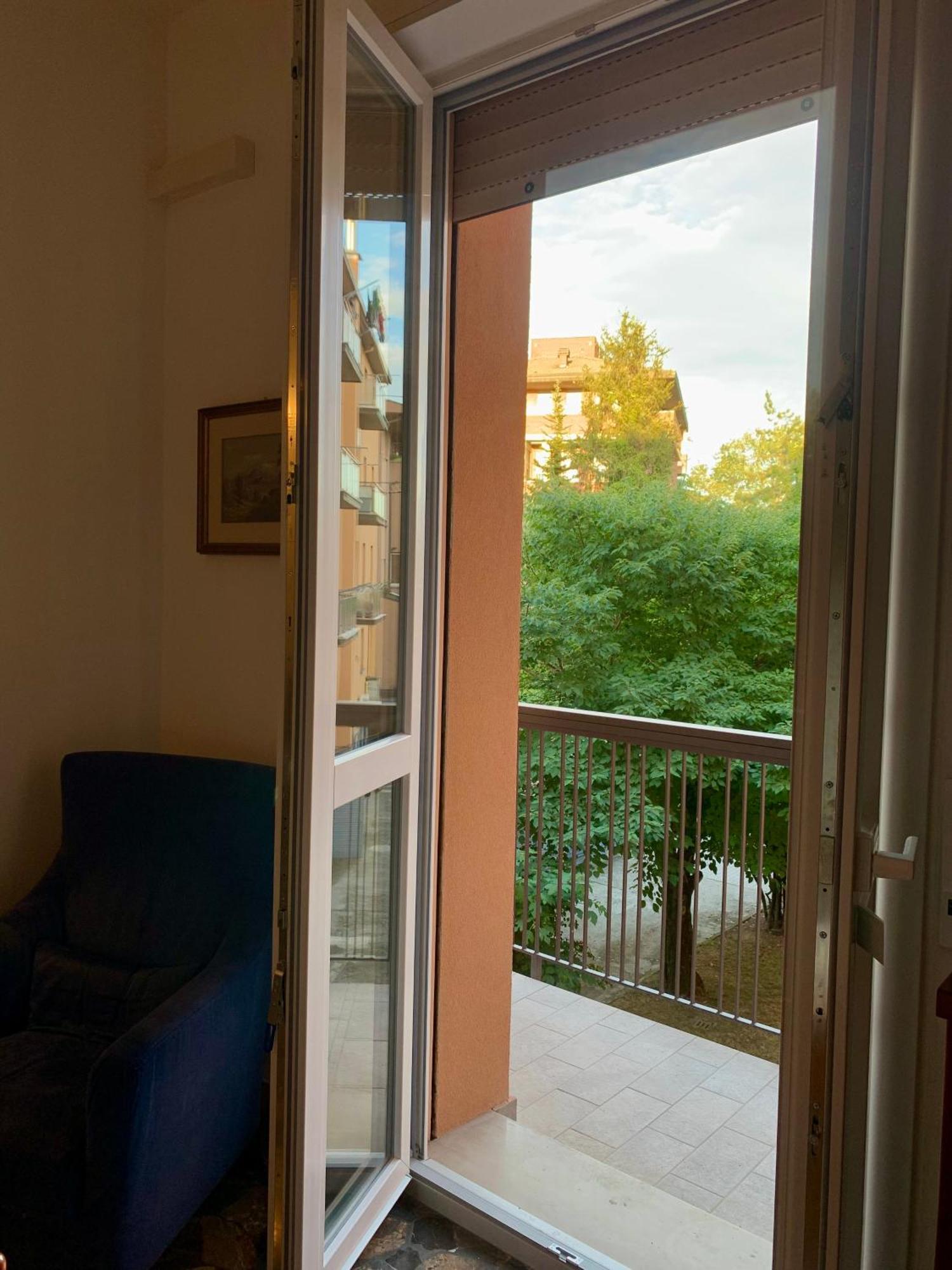 Comfortable Apartament 2 Bedroom Suitable 2-5 Pax Bologna Bagian luar foto